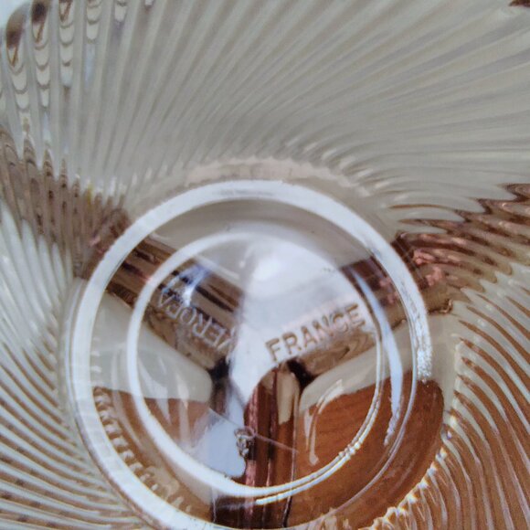 Veropa French Glass Divided Serving Plate - Picture 2 of 7